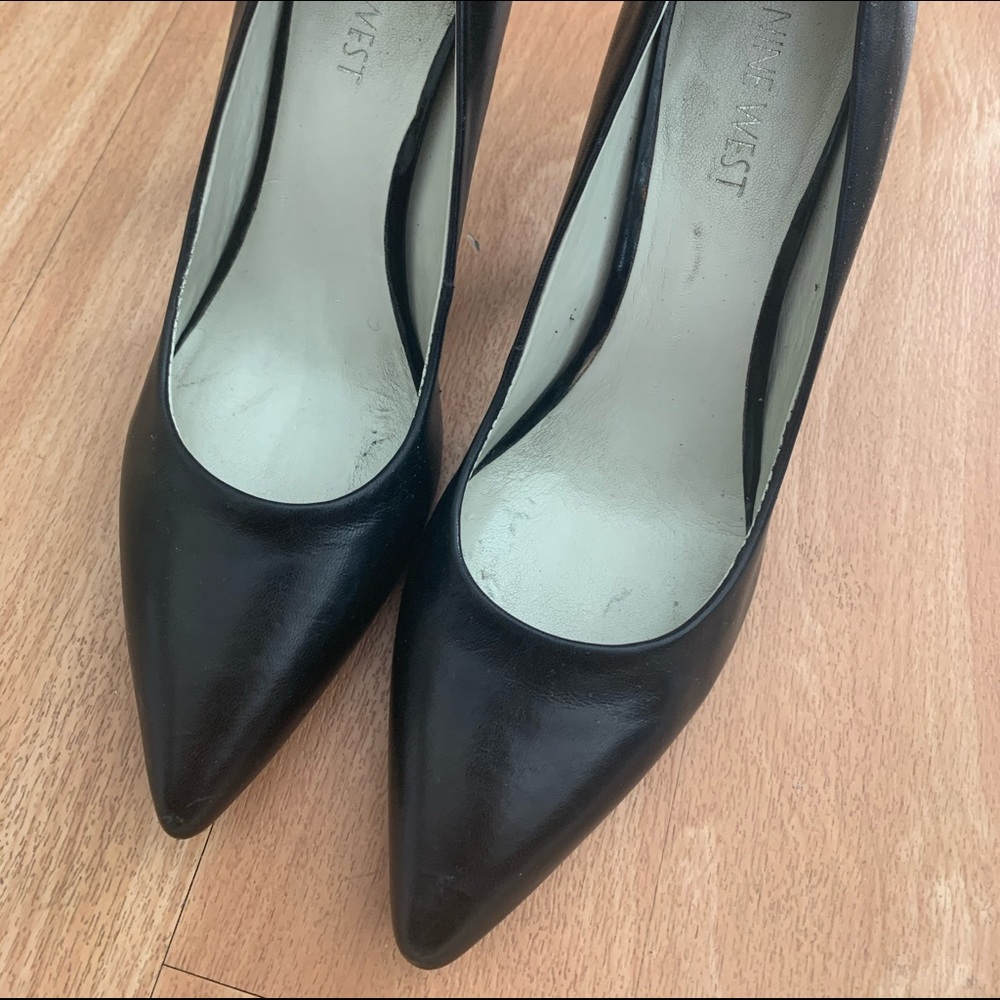 Nine West Black Pumps